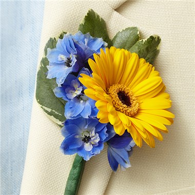 Country Wedding  Boutonniere- Mini Gerbera